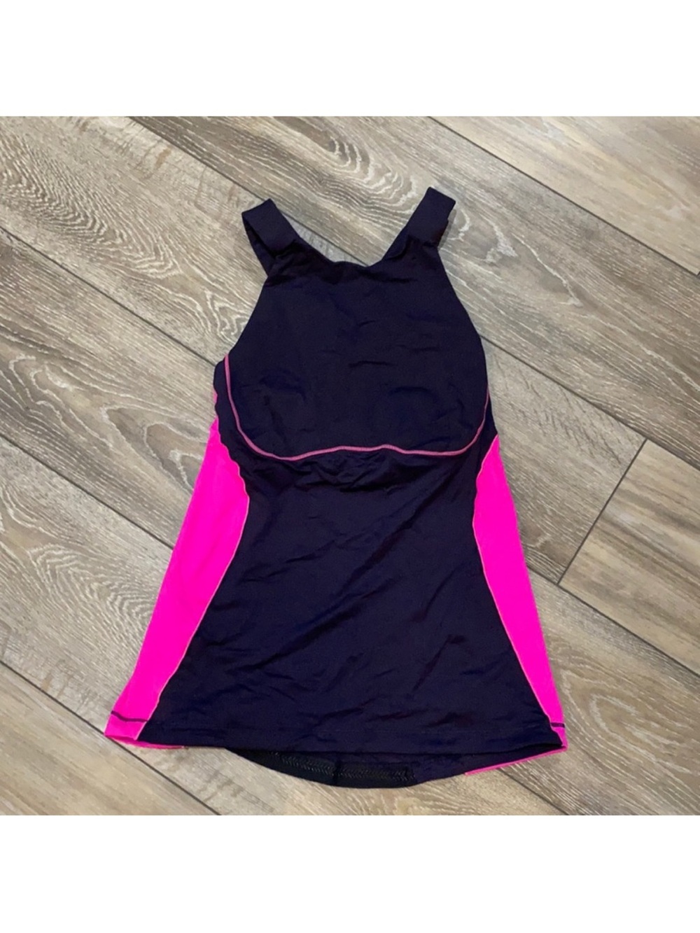 Lululemon Athletica high neck tank